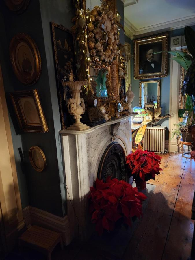 House Of 1833 Bed And Breakfast Мистик Екстериор снимка